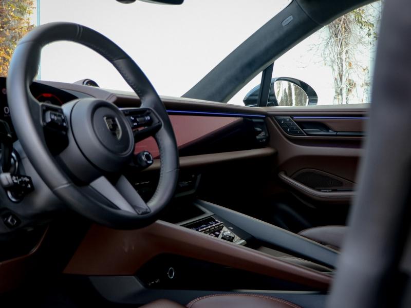 Image PORSCHE Macan 639ch Turbo MY25