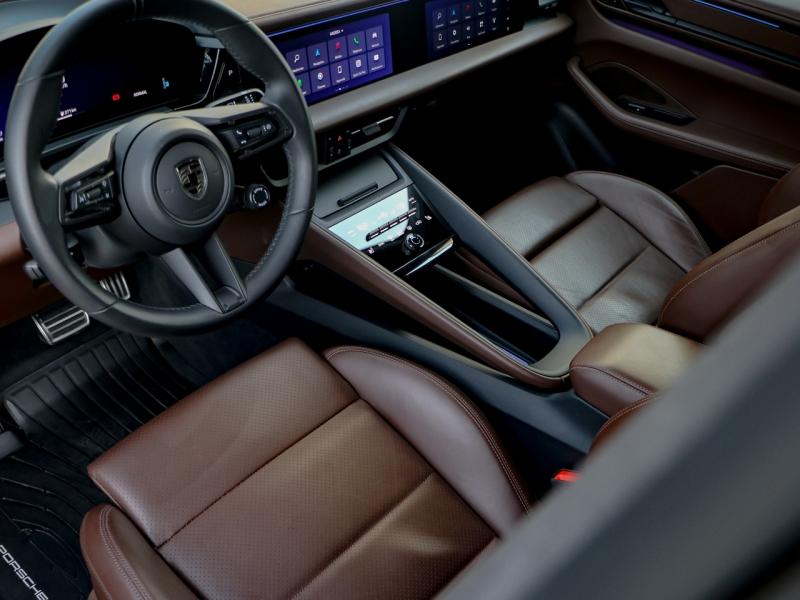 Image PORSCHE Macan 639ch Turbo MY25