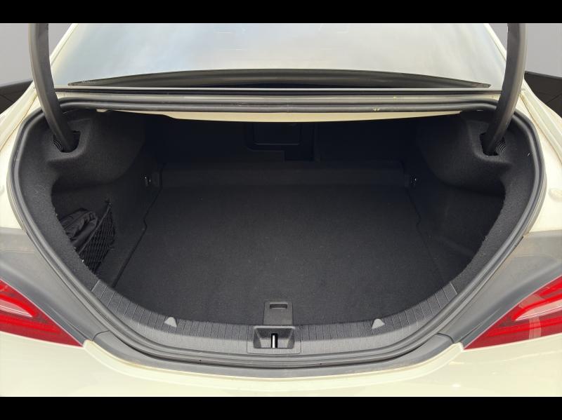 Image MERCEDES-BENZ CLA 220 d Fascination 7G-DCT