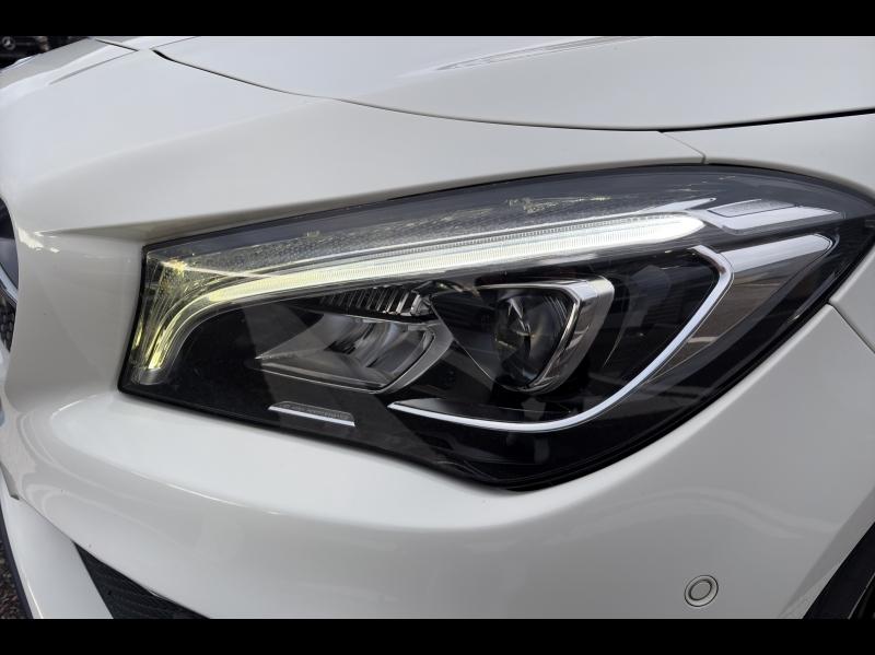 Image MERCEDES-BENZ CLA 220 d Fascination 7G-DCT