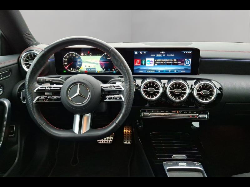 Image MERCEDES-BENZ CLA Shooting Brake 200 d 150ch AMG Line 8G-DCT