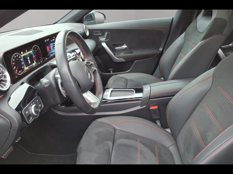 Image MERCEDES-BENZ CLA Shooting Brake 200 d 150ch AMG Line 8G-DCT