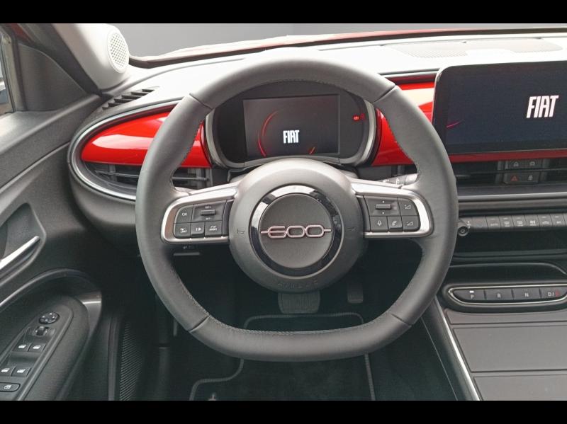 Image FIAT 600 e 156ch 54kWh Red