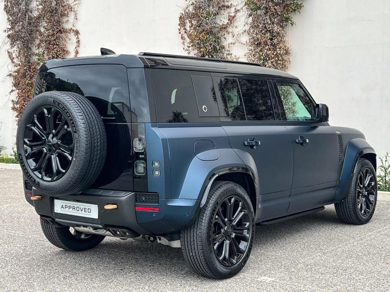 Image LAND-ROVER Defender 110 4.4 P635 Octa