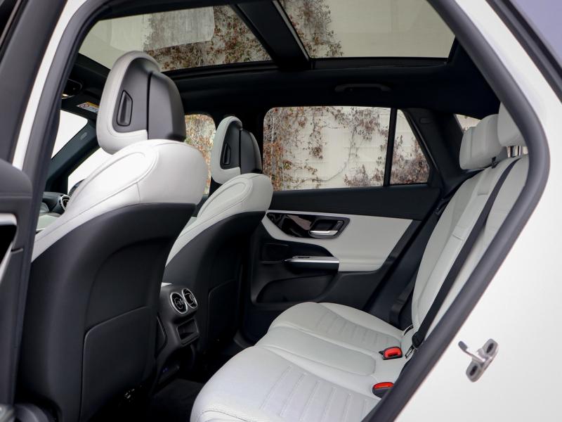 Image MERCEDES-BENZ GLC 220 d 197ch AMG Line 4Matic 9G-Tronic