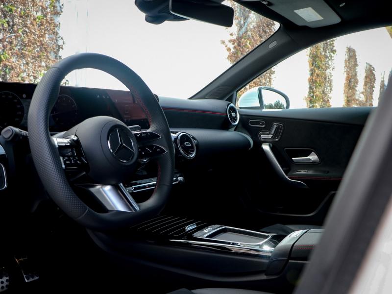 Image MERCEDES-BENZ Classe A 200 163ch AMG Line 7G-DCT