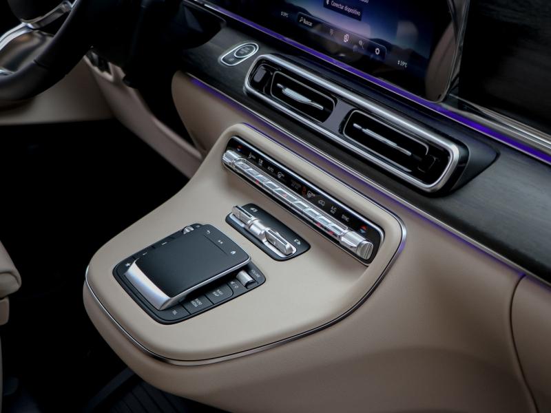 Image MERCEDES-BENZ Classe V 250 d Extra-Long Avantgarde 9G-Tronic