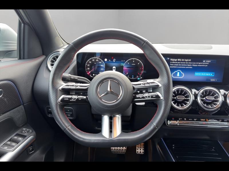 Image MERCEDES-BENZ GLA 200 d 150ch AMG Line 8G-DCT