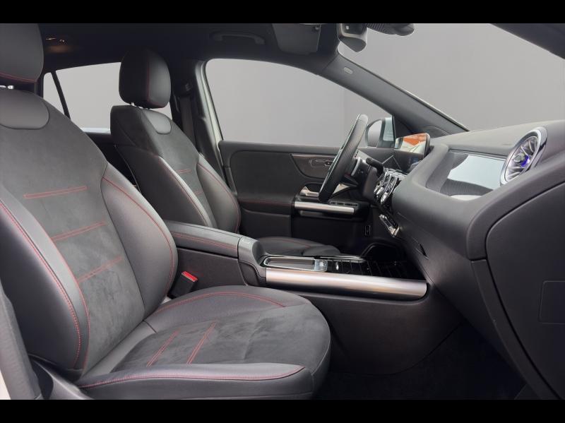 Image MERCEDES-BENZ GLA 200 d 150ch AMG Line 8G-DCT