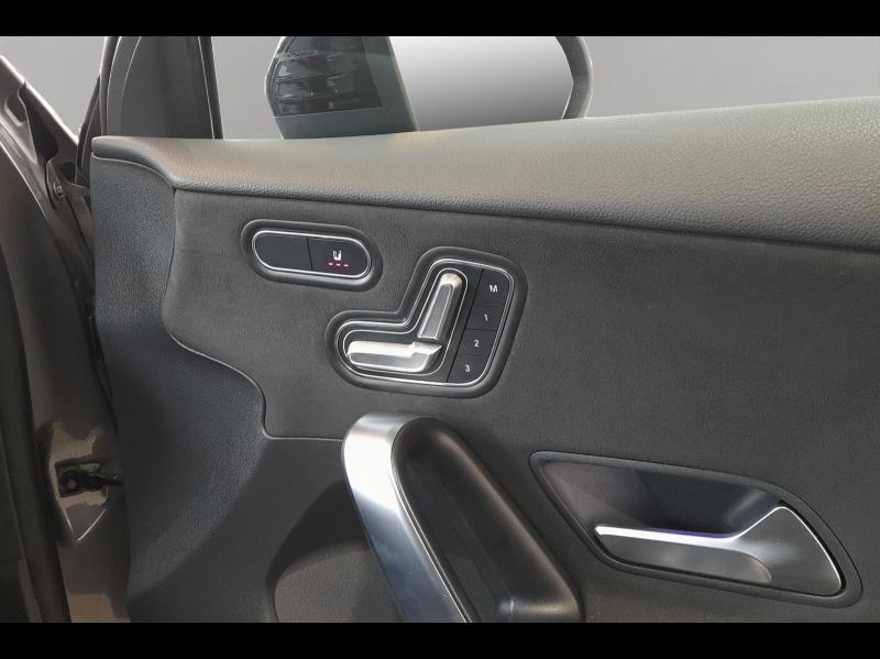 Image MERCEDES-BENZ Classe A 180 d 116ch AMG Line 8G-DCT