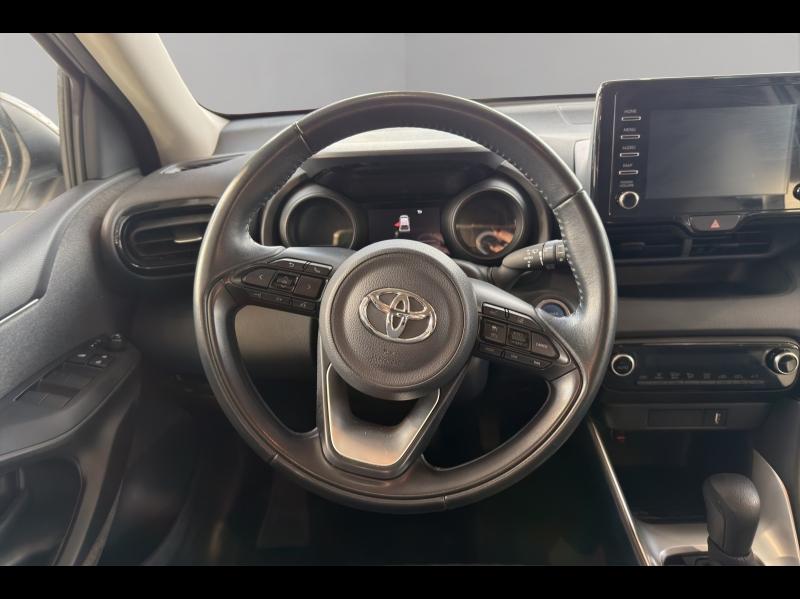 Image TOYOTA Yaris 116h Design 5p