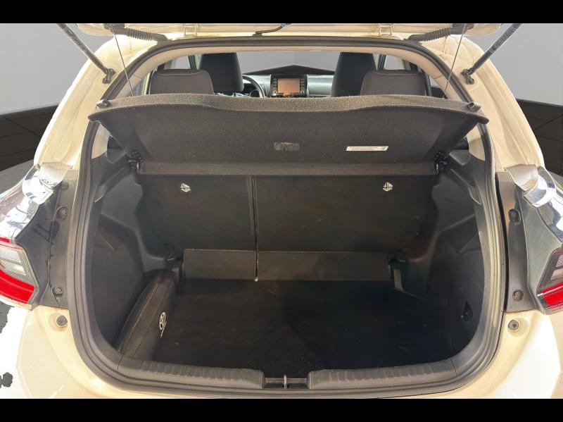 Image TOYOTA Yaris 116h Design 5p