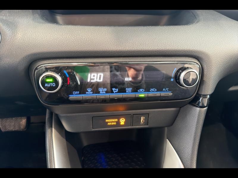 Image TOYOTA Yaris 116h Design 5p