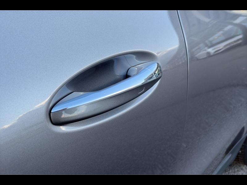 Image MERCEDES-BENZ GLA 200 d 150ch AMG Line 8G-DCT