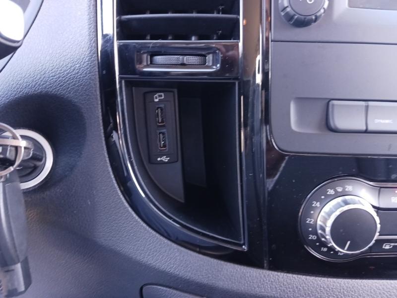 Image MERCEDES-BENZ Vito Fg 114 CDI Mixto Long 4X4 Select  9G-Tronic 6 places