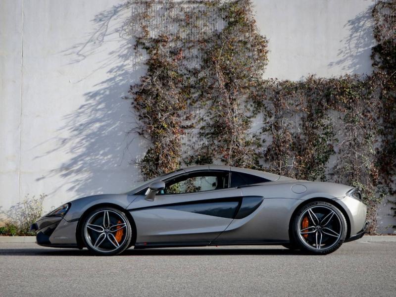 Image MCLAREN 570S Spider 3.8 V8 biturbo 570ch