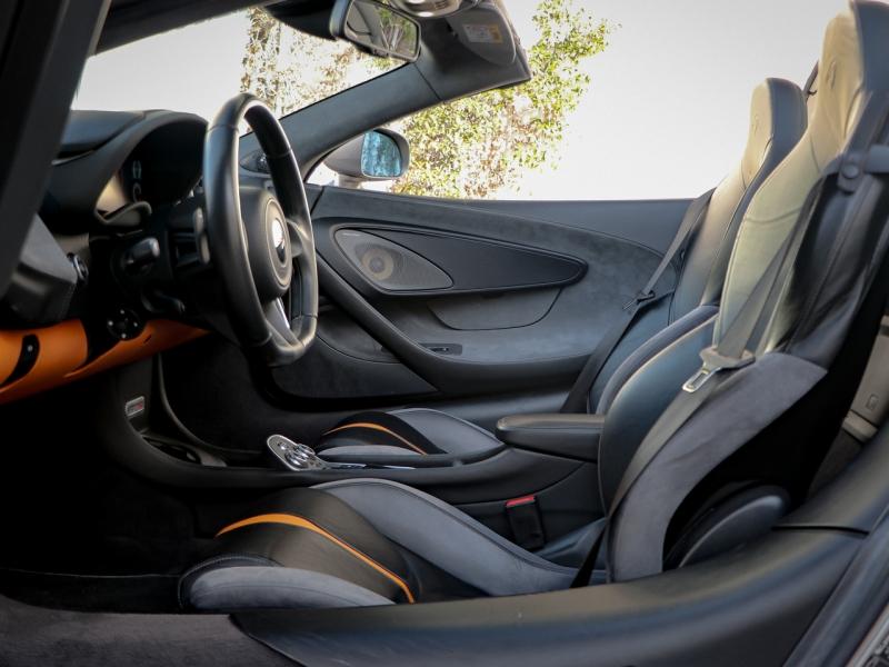 Image MCLAREN 570S Spider 3.8 V8 biturbo 570ch