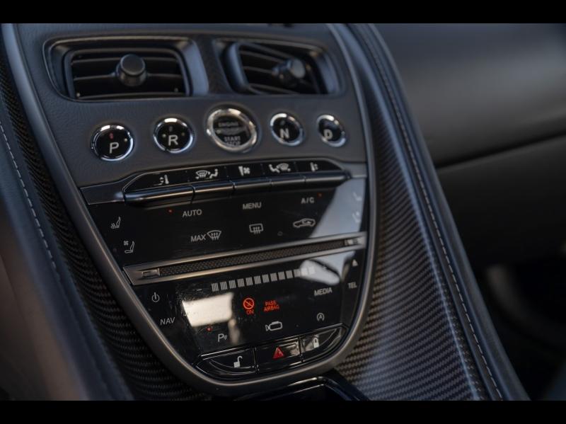 Image ASTON MARTIN Dbs SUPERLEGGERA COUPE V12 725 CV