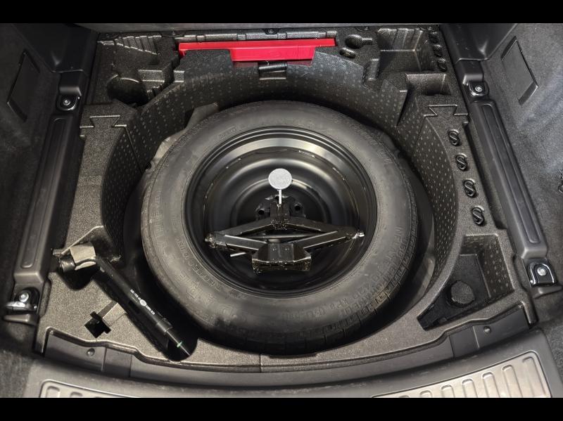 Image LAND-ROVER Discovery Sport P300e R-Dynamic SE AWD BVA Mark VI