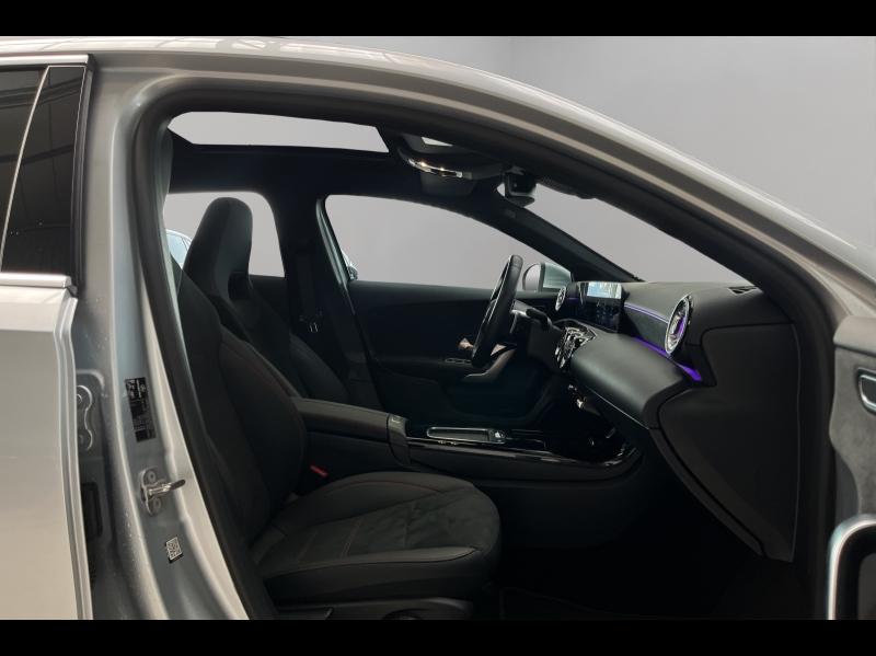 Image MERCEDES-BENZ Classe A 180 d 116ch AMG Line 8G-DCT