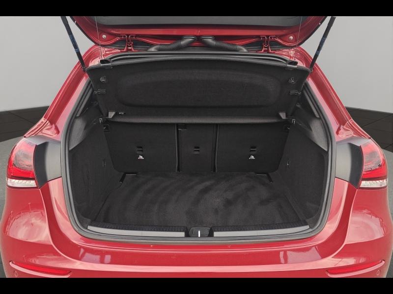 Image MERCEDES-BENZ Classe A 180 d 116ch Progressive Line 8G-DCT