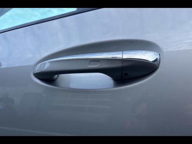 Image MERCEDES-BENZ GLA 250 e 218ch AMG Line 8G-DCT