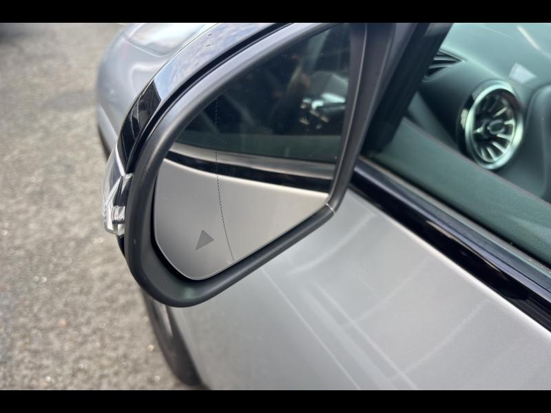 Image MERCEDES-BENZ GLA 250 e 218ch AMG Line 8G-DCT