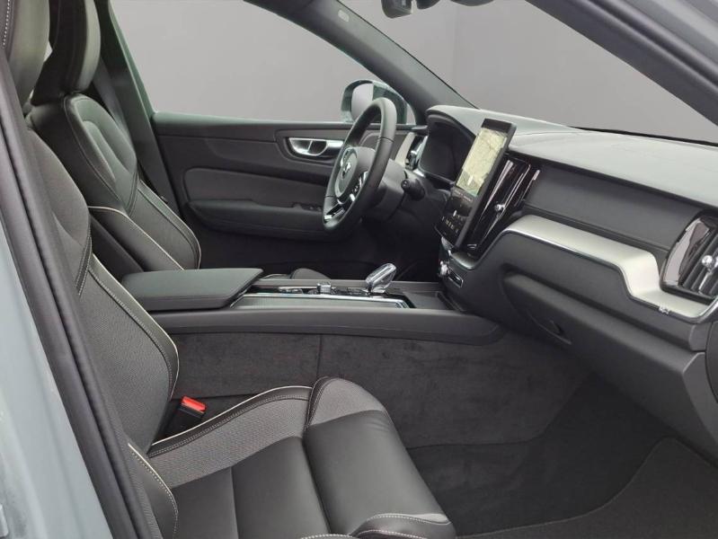 Image VOLVO XC60 T6 Hybride Rechargeable 350ch Black Edition Geartronic 8 AWD