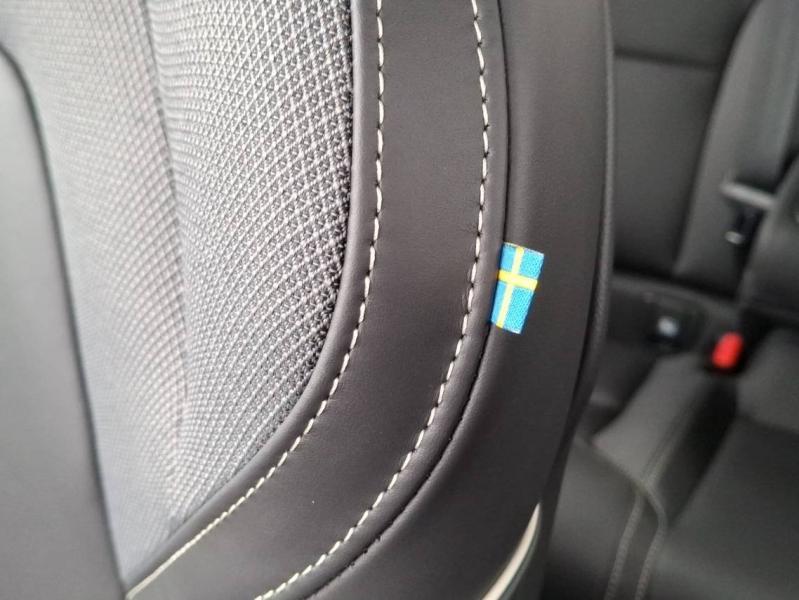 Image VOLVO XC60 T6 Hybride Rechargeable 350ch Black Edition Geartronic 8 AWD