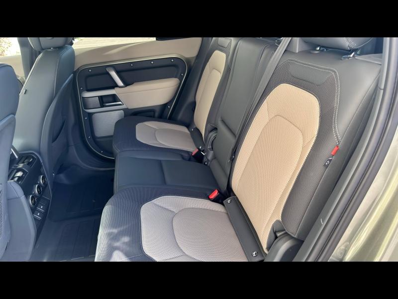 Image LAND-ROVER Defender 130 3.0 P400 X-Dynamic HSE