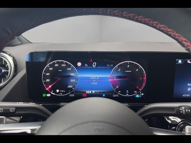 Image MERCEDES-BENZ GLA 200 d 150ch AMG Line 8G-DCT