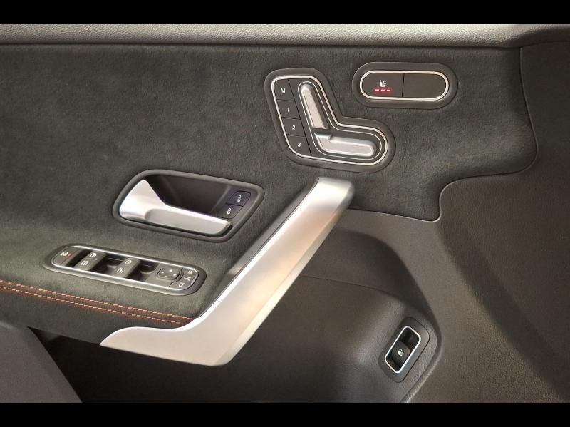 Image MERCEDES-BENZ Classe A 250 e Hybrid EQ 163+109ch AMG Line 8G-DCT