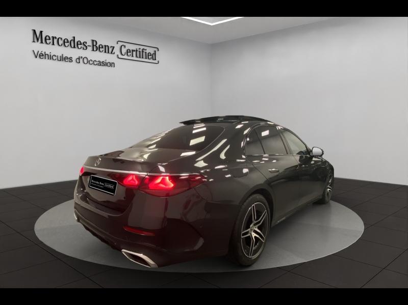 Image MERCEDES-BENZ Classe E 220 d 197+23ch AMG Line 4Matic 9G-Tronic