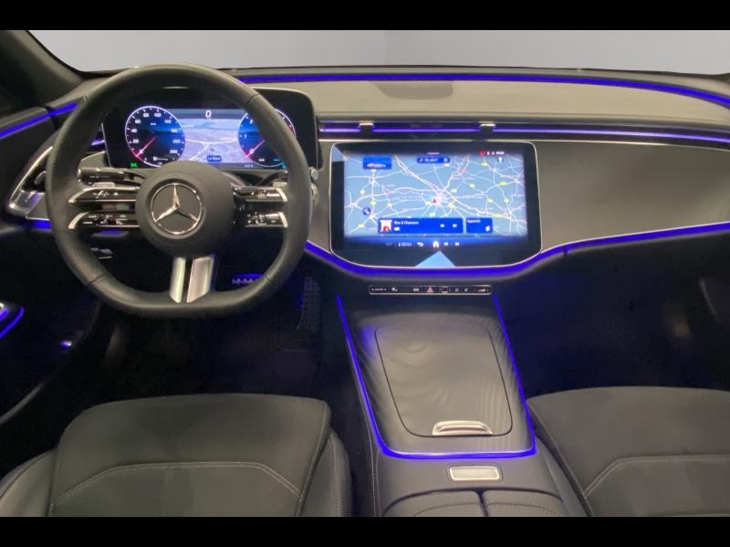 Image MERCEDES-BENZ Classe E 220 d 197+23ch AMG Line 4Matic 9G-Tronic
