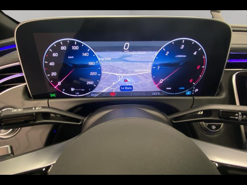 Image MERCEDES-BENZ Classe E 220 d 197+23ch AMG Line 4Matic 9G-Tronic