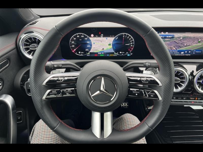 Image MERCEDES-BENZ CLA Shooting Brake 250 e Hybrid EQ 218ch AMG Line 8G-DCT