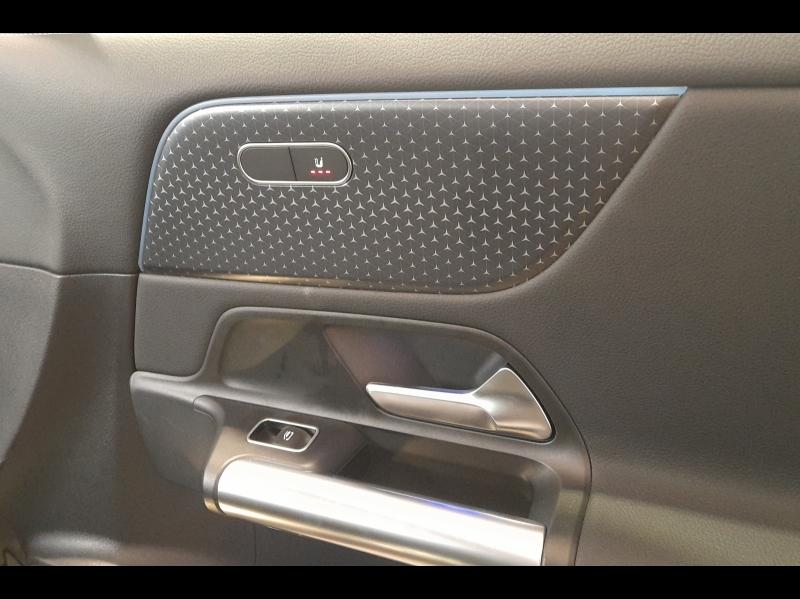 Image MERCEDES-BENZ GLA 200 d 150ch Progressive Line 8G-DCT