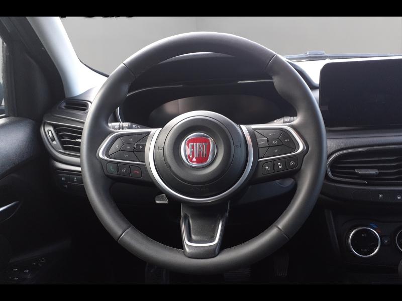 Image FIAT Tipo Cross SW 1.5 FireFly Turbo 130ch S/S Plus Hybrid DCT7 MY22