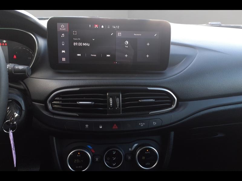 Image FIAT Tipo Cross SW 1.5 FireFly Turbo 130ch S/S Plus Hybrid DCT7 MY22