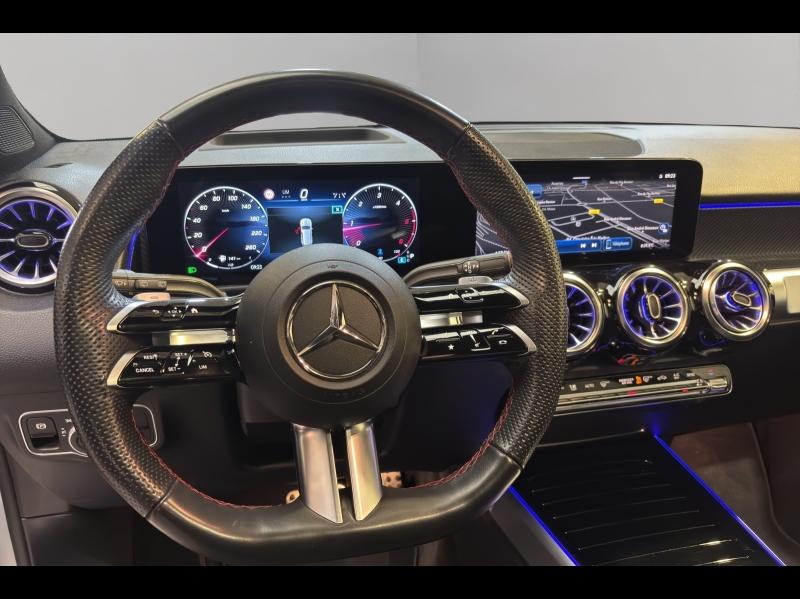 Image MERCEDES-BENZ GLB 200 d 150ch AMG Line 8G-DCT 4-MATIC