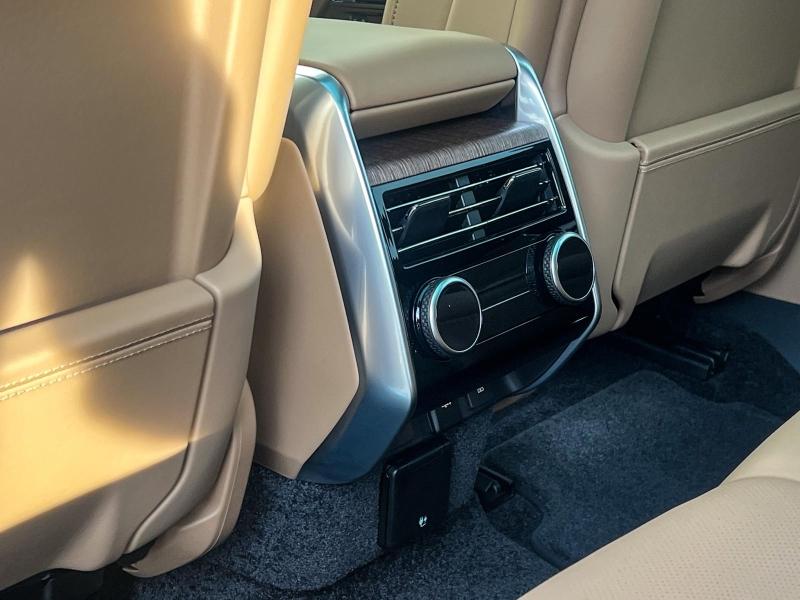 Image LAND-ROVER Range Rover 3.0 D350 350ch Autobiography LWB 7 places