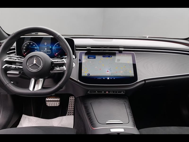 Image MERCEDES-BENZ Classe E 220 d 197+23ch AMG Line 9G-Tronic