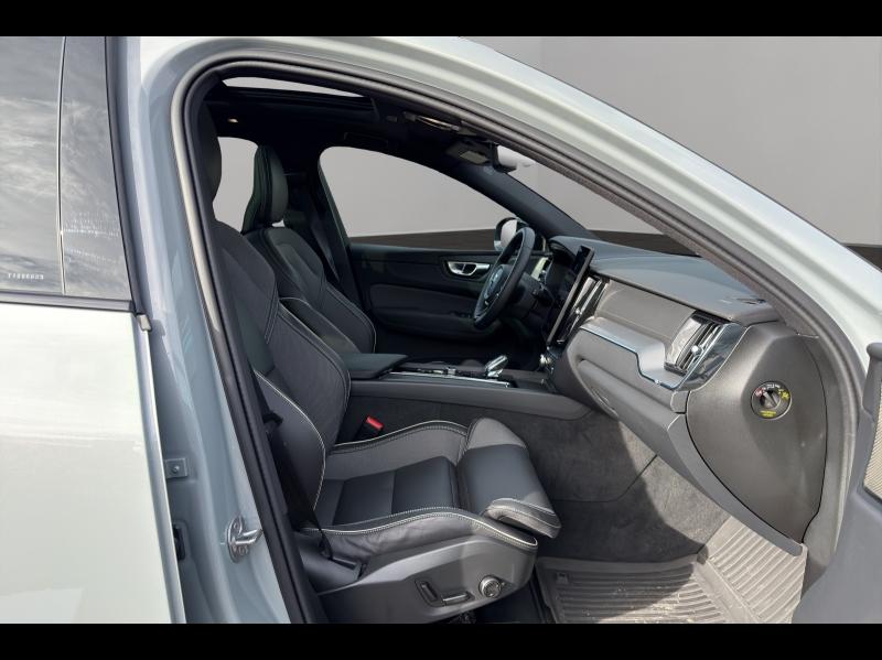 Image VOLVO XC60 T6 Hybride Rechargeable 350ch Black Edition Geartronic 8 AWD