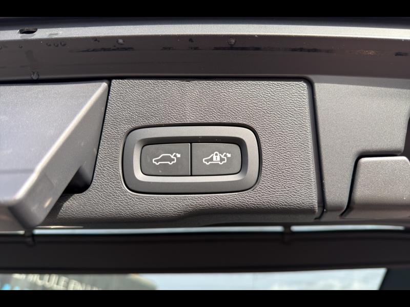 Image VOLVO XC60 T6 Hybride Rechargeable 350ch Black Edition Geartronic 8 AWD