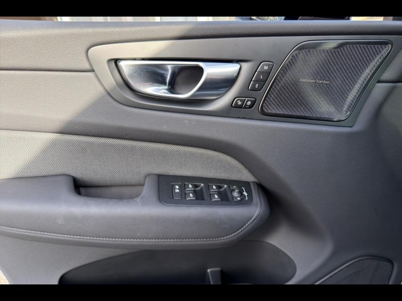 Image VOLVO XC60 T6 Hybride Rechargeable 350ch Black Edition Geartronic 8 AWD