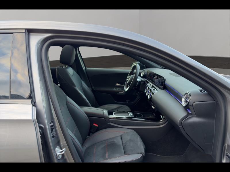 Image MERCEDES-BENZ Classe A Berline 180 136ch AMG Line 7G-DCT