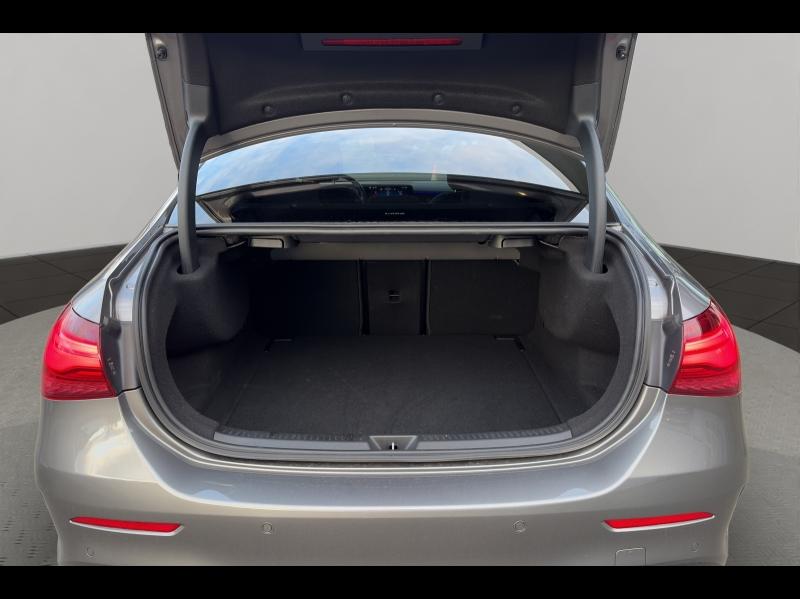 Image MERCEDES-BENZ Classe A Berline 180 136ch AMG Line 7G-DCT