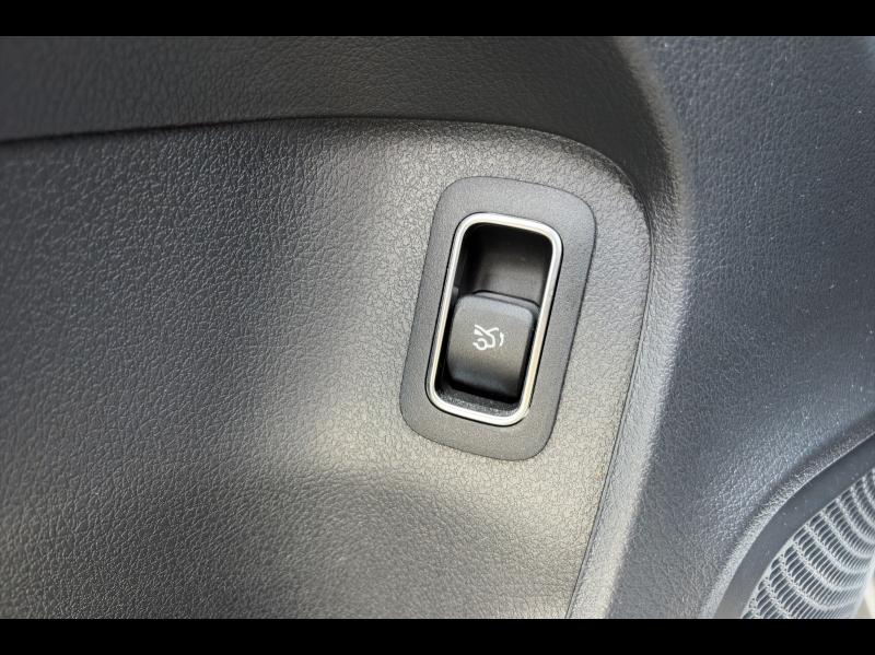 Image MERCEDES-BENZ Classe A Berline 180 136ch AMG Line 7G-DCT