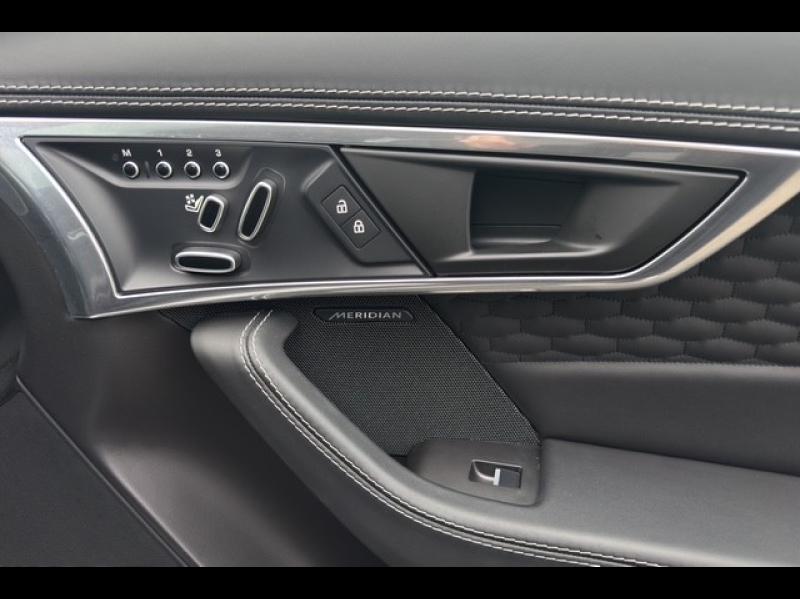 Image JAGUAR F-Type Coupe 5.0 V8 450ch First Edition BVA8