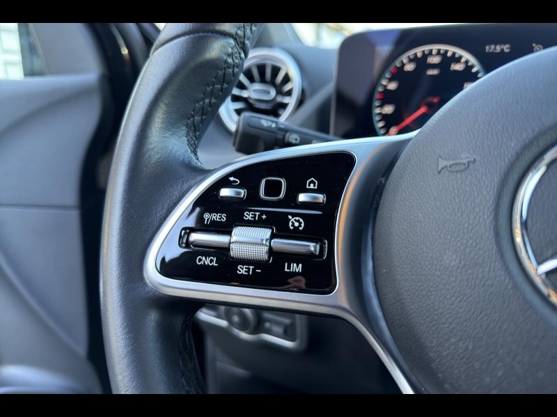 Image MERCEDES-BENZ GLA 200 163ch Progressive Line 7G-DCT